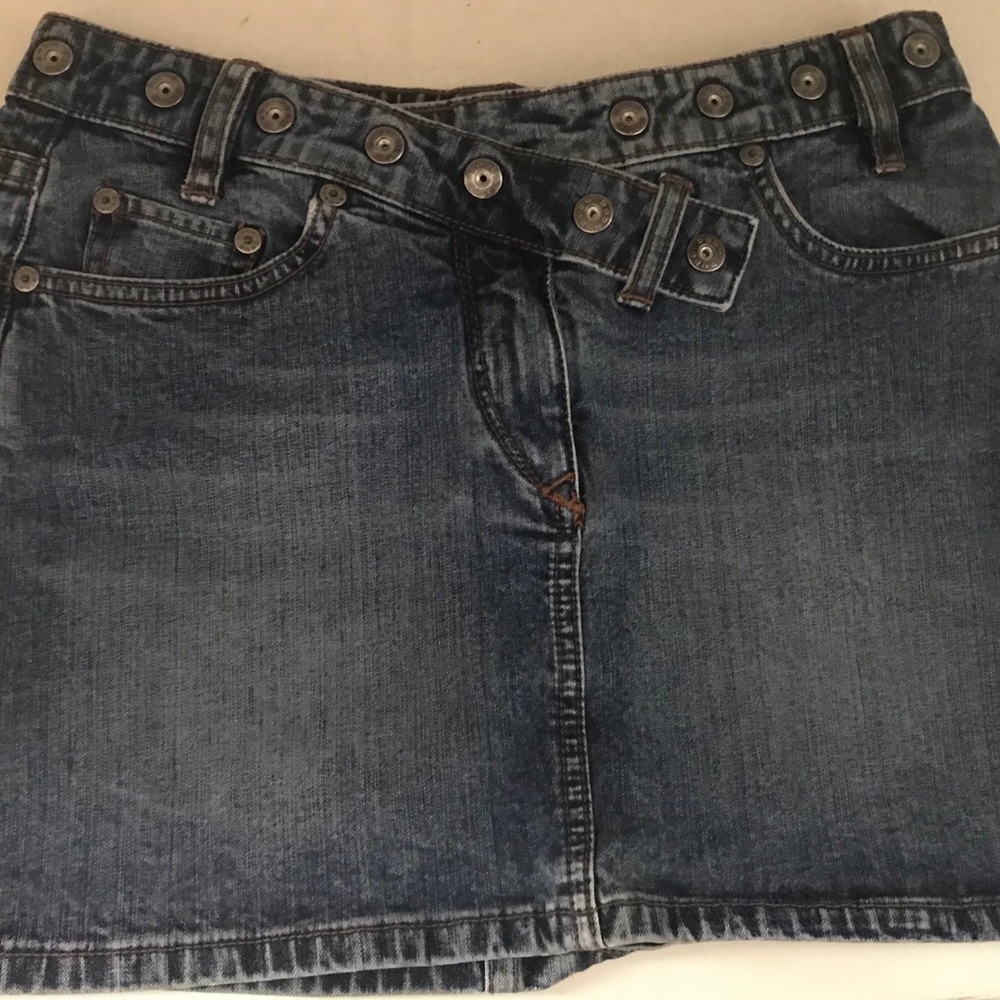 Bebe jean skirt size 25